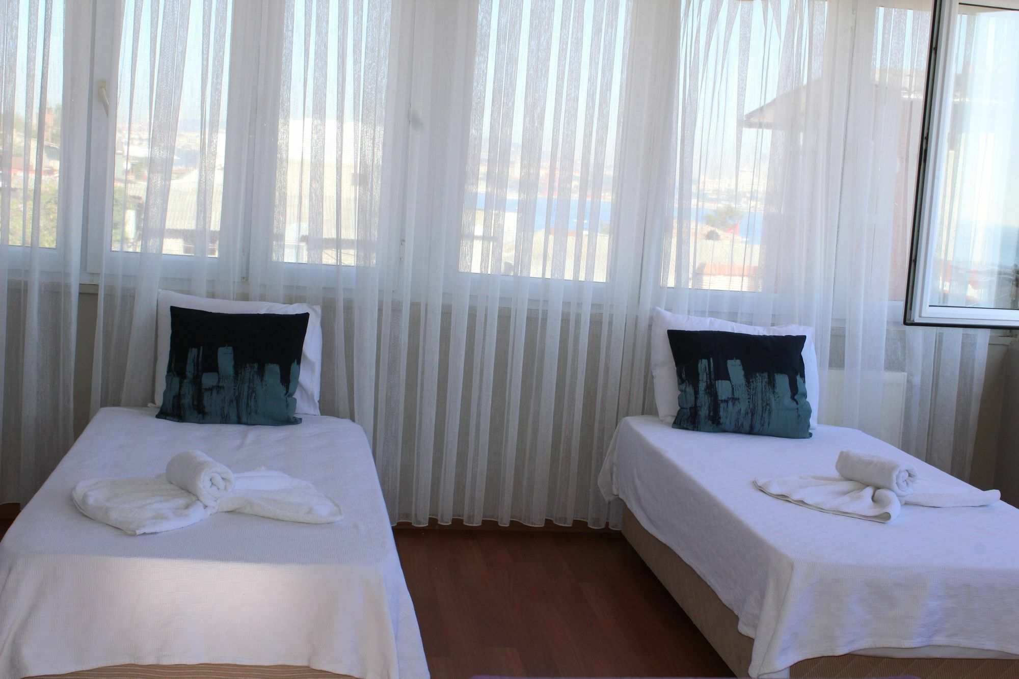 Likya Apart Hotel Istanbul Ngoại thất bức ảnh
